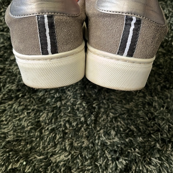 The Flexx Olive Gray Sneakers - Picture 4 of 10